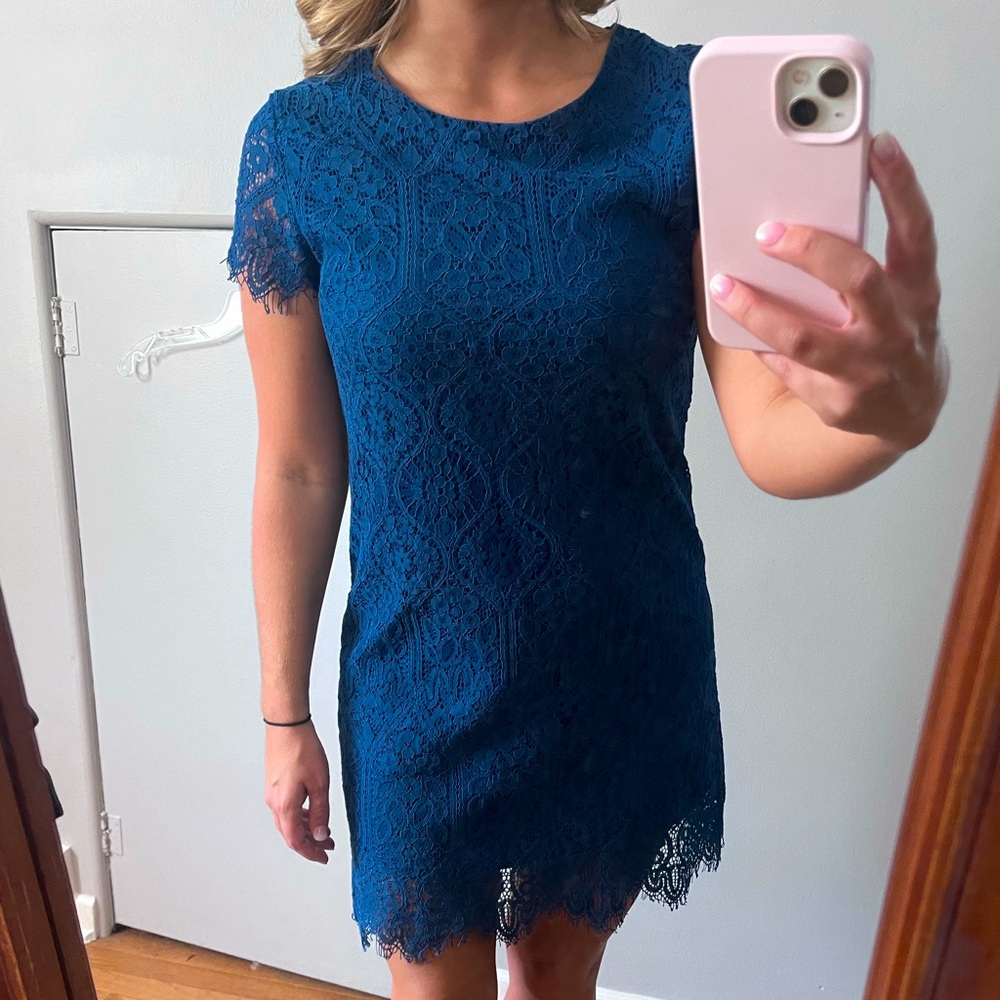 Francesca’s lace dress